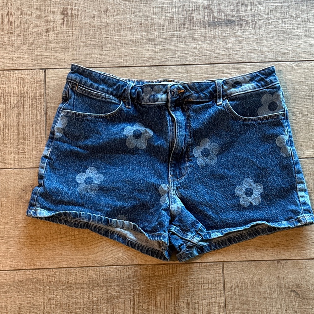 Wrangler Blue Floral Mid Rise Vintage Jean Shorts Large